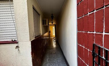Casa en  Lanus - venta