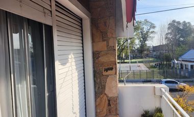 Casa en  Lanus - venta