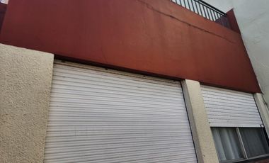 Casa en  Lanus - venta