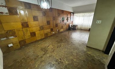Casa en  Lanus - venta