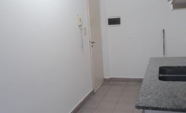 Departamento 4 ambientes con balcón y cochera San Miguel Apto Credito