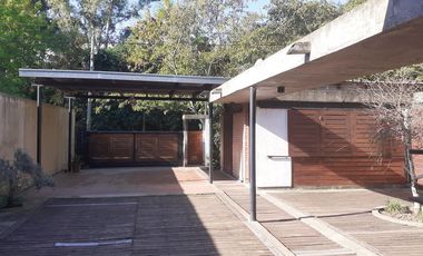 Casa en 131/417 y 418 Villa Elisa - Alberto Dacal Propiedades