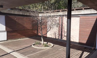 Casa en 131/417 y 418 Villa Elisa - Alberto Dacal Propiedades