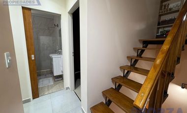 Venta triplex en Barrio cerrado