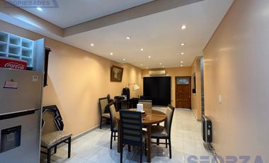 Venta triplex en Barrio cerrado