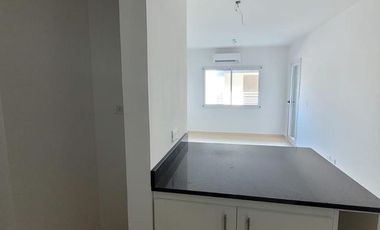 Departamento en Complejo Solares