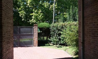 Casa en Venta en 419/Dg 421 Villa Elisa - Alberto Dacal Propiedades