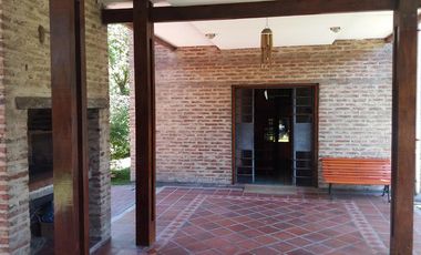 Casa en Venta en 419/Dg 421 Villa Elisa - Alberto Dacal Propiedades