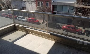 Piso de oficinas en venta de 120m2 en zona Plaza Colón