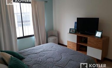 VENTA - Excelente propiedad en excelente estado - Casa - Temperley - 2 dormitorios, garage