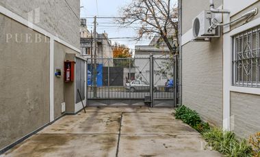 EXCELENTE DEPARTAMENTO DE 3 AMBIENTES CON COCHERA A METROS DEL CENTRO DE LOMAS DE ZAMORA