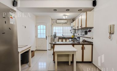 EXCELENTE DEPARTAMENTO DE 3 AMBIENTES CON COCHERA A METROS DEL CENTRO DE LOMAS DE ZAMORA