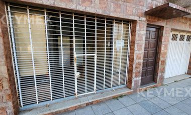 Venta Casa en 2 Plantas con Local     Garaje   Terraza – Quilmes