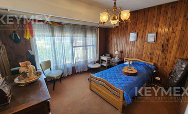 Venta Casa en 2 Plantas con Local     Garaje   Terraza – Quilmes