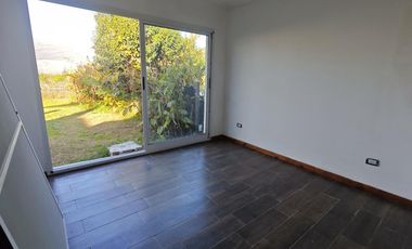 Venta casa 2 dormitorios Funes