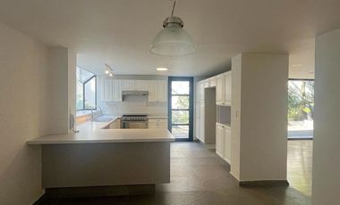 Casa en renta en Paseo de las Lomas