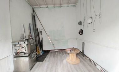 ARRIENDO DE PROPIEDAD CON 3 OFICINAS AL INTERIOR