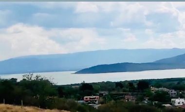 Casa en Villa Corona en Venta