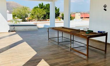 Casa en Villa Corona en Venta