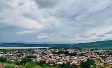 Casa en Villa Corona en Venta