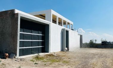 Casa en Villa Corona en Venta