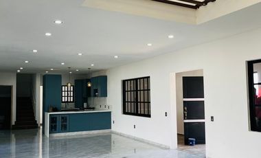 Casa en Villa Corona en Venta