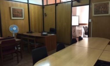 EDIFICIO DE 3 NIVELES EN EL CENTRO DE ANTOFAGASTA