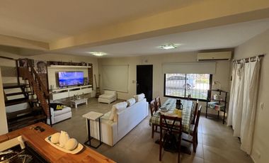 Hermosa casa de 3 dormitorios con jardin y pileta en Pueblo Esther