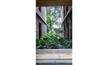 Apartamento Industrial para Diseñar en el corazón de El Poblado