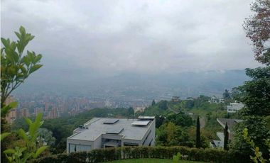 Casa con Estilo y Espectacular vista en Palmas Urbanización Exclusiva