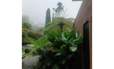 Casa con Estilo y Espectacular vista en Palmas Urbanización Exclusiva