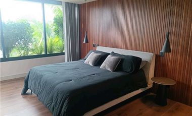 Casa con Estilo y Espectacular vista en Palmas Urbanización Exclusiva