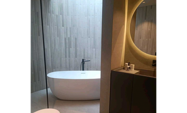 Casa con Estilo y Espectacular vista en Palmas Urbanización Exclusiva