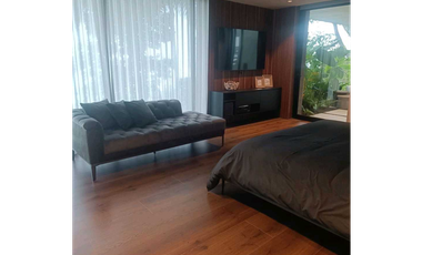 Casa con Estilo y Espectacular vista en Palmas Urbanización Exclusiva