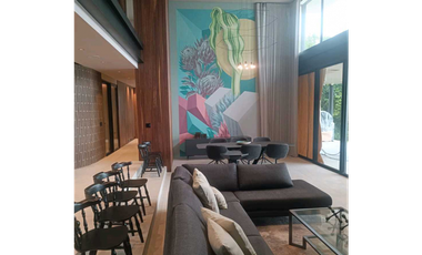 Casa con Estilo y Espectacular vista en Palmas Urbanización Exclusiva