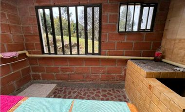 Lote con Casa Rústica en vereda el Plan Santa Elena