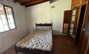 Lote con Casa Rústica en vereda el Plan Santa Elena