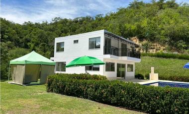 Casa con Piscina en Sopetran en Parcelacion en venta