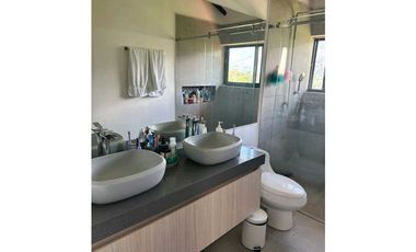 Hermosa Casa Campestre en Copacabana en Parcelacion en venta