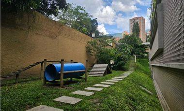 Apartamento moderno en Balsos en Venta