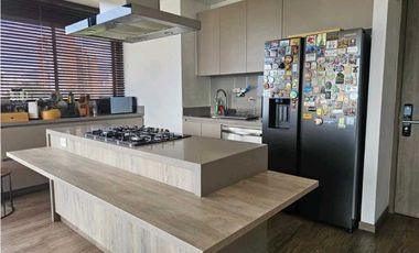 Apartamento moderno en Balsos en Venta