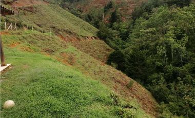 Lote con vivienda en el Retiro vereda Tabacal