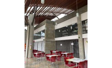 Local comercial Comidas o Multipropósito en Terracina