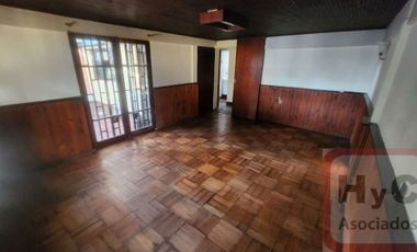 Casa en Quinta Normal ideal para familia numerosa