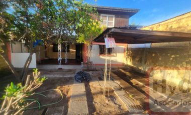 Casa en Quinta Normal ideal para familia numerosa