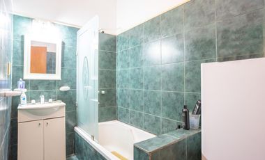 Casa de Tres Dormitorios en Venta en Granadero Baigorria