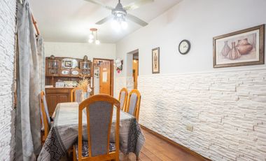 Casa de Tres Dormitorios en Venta en Granadero Baigorria