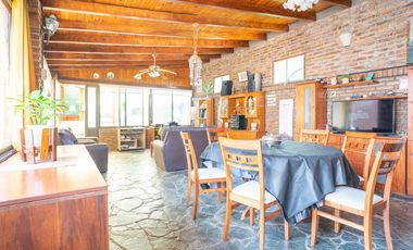 Casa de Tres Dormitorios en Venta en Granadero Baigorria