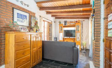 Casa de Tres Dormitorios en Venta en Granadero Baigorria