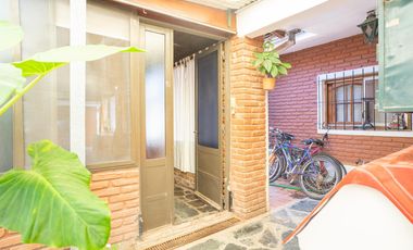 Casa de Tres Dormitorios en Venta en Granadero Baigorria